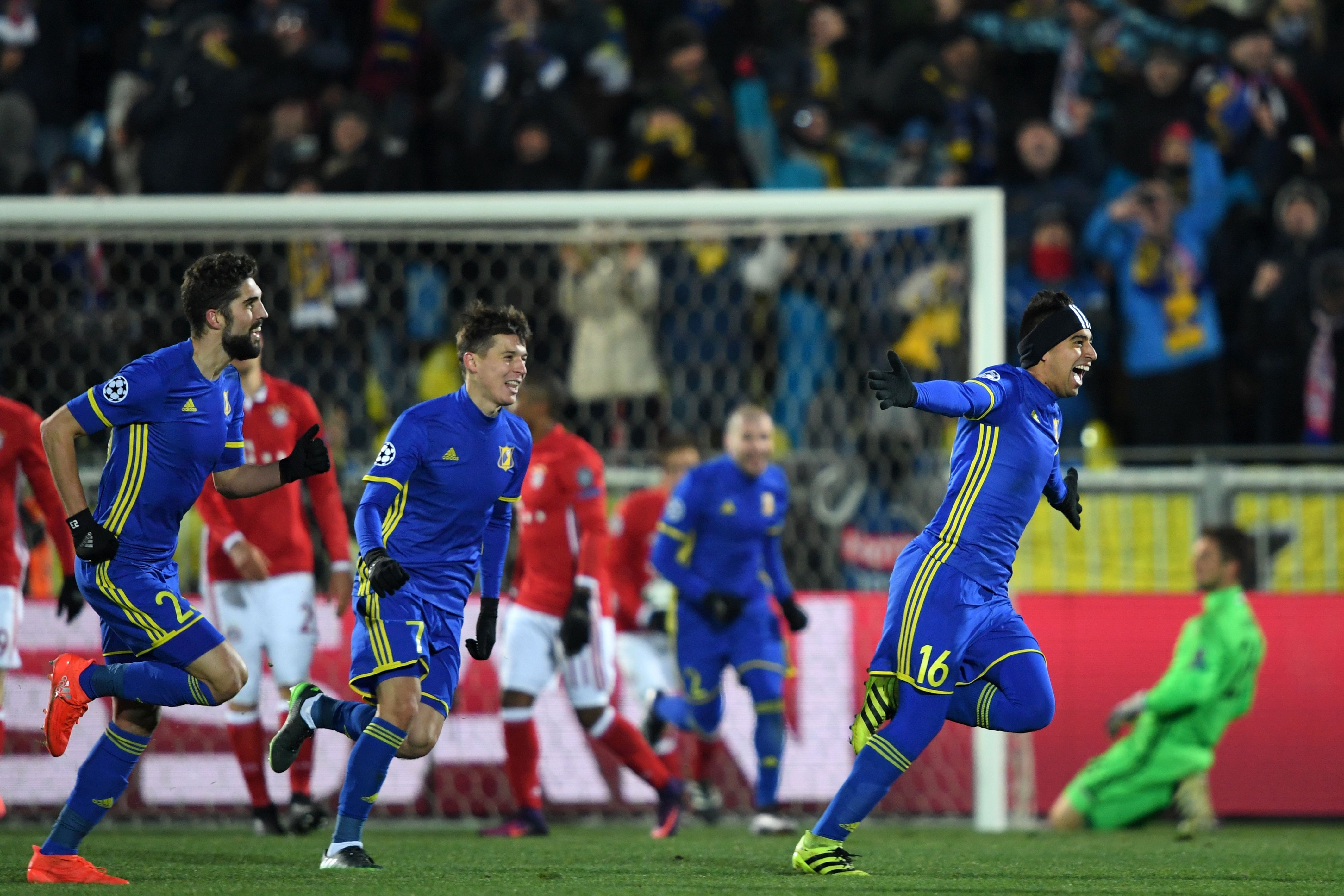 Tran Rostov vs Bayern Munich anh 12