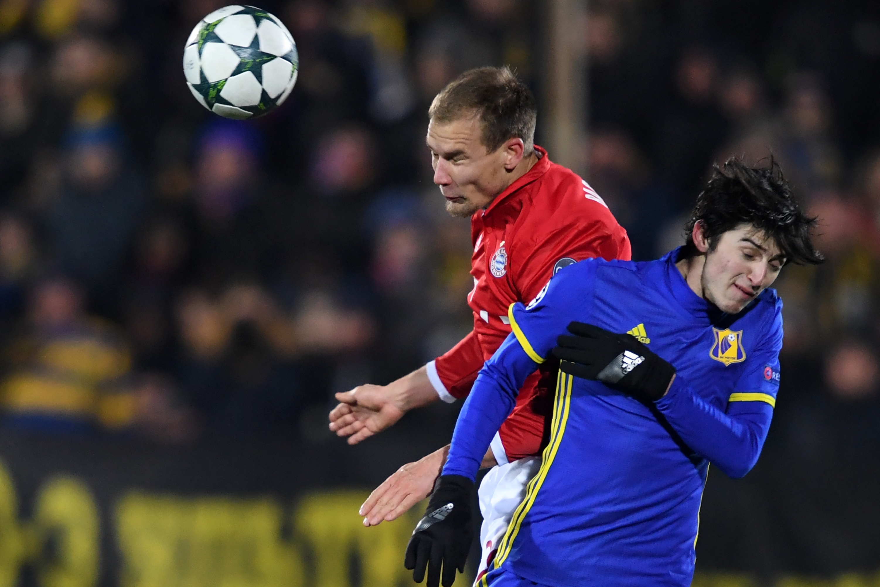 Tran Rostov vs Bayern Munich anh 3