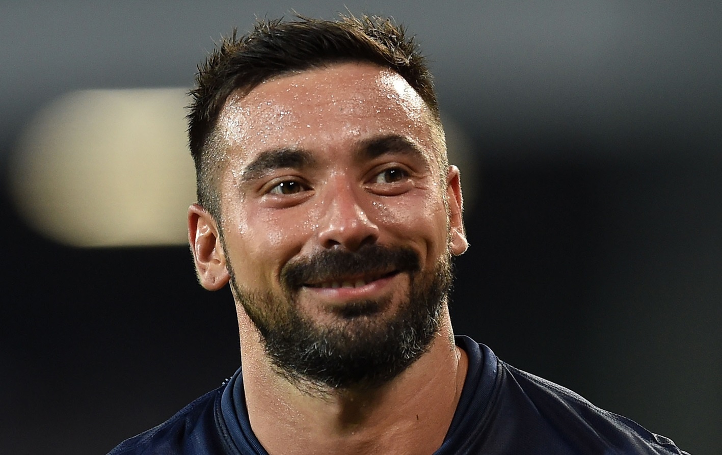 Them 1 ngoi sao sap ve Nice de tim lai phong do hinh anh