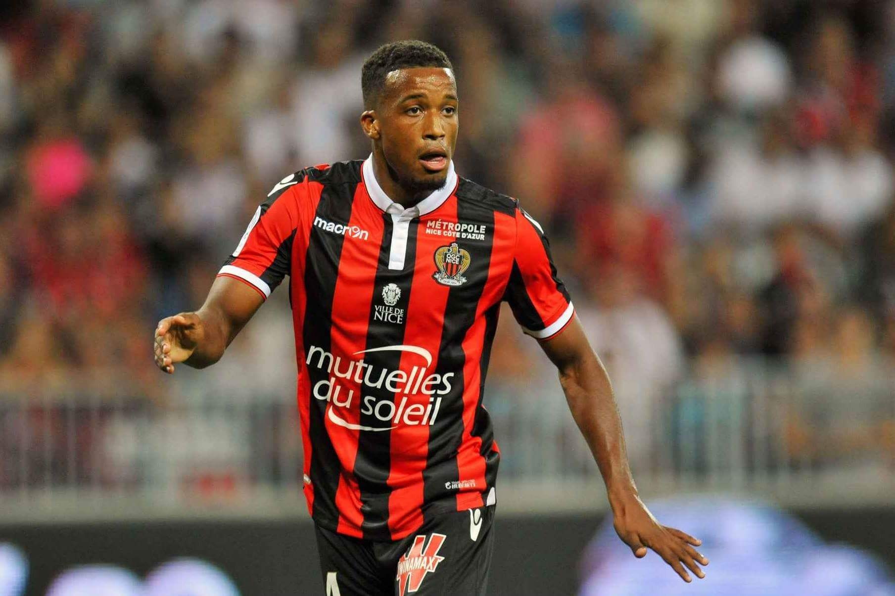 Chan sut so 1 bo lo nhu Torres khien Nice bi cam hoa hinh anh