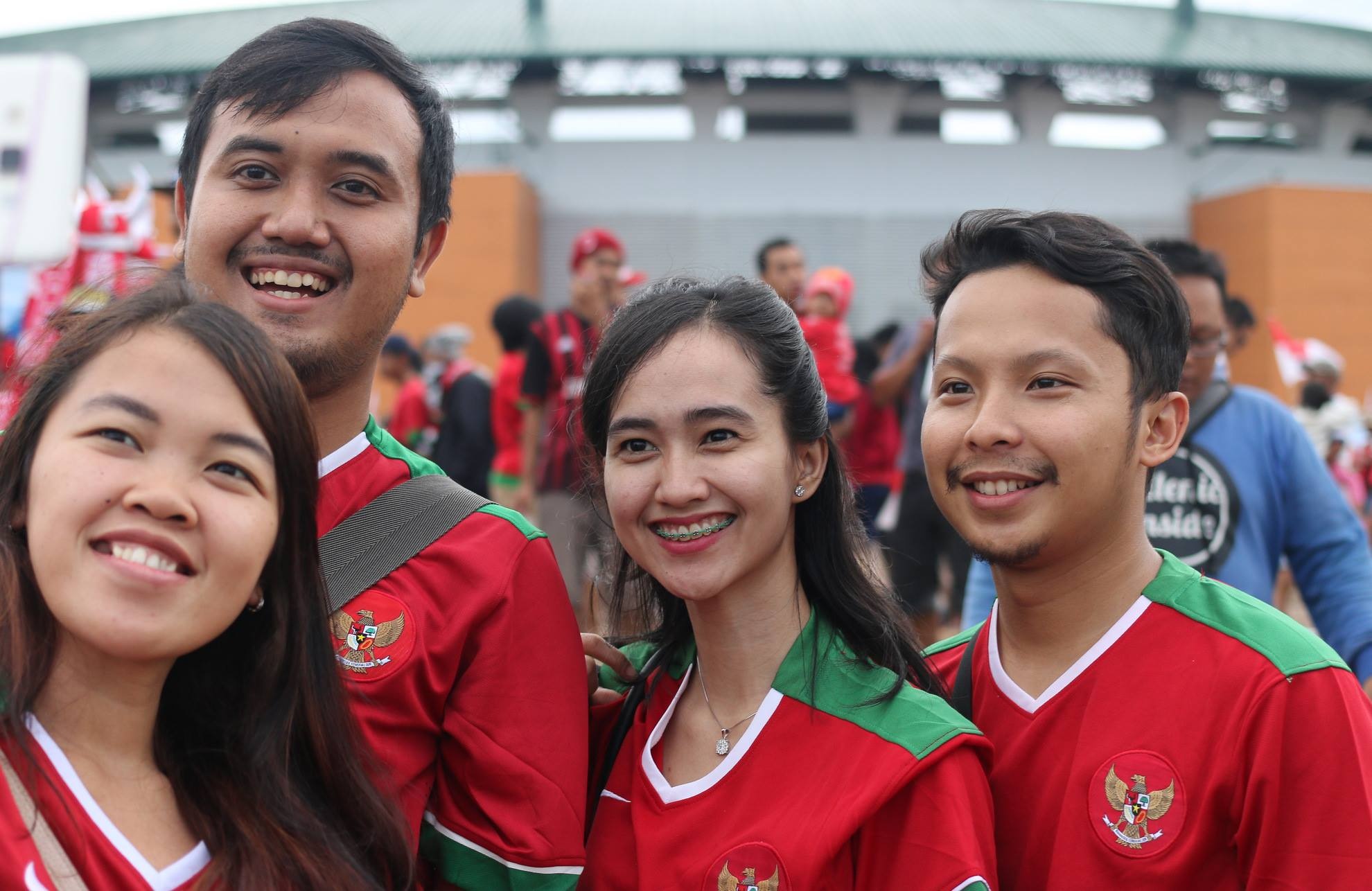 khong khi truoc tran anh 1