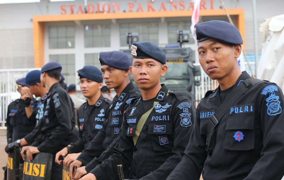 khong khi truoc tran anh 9