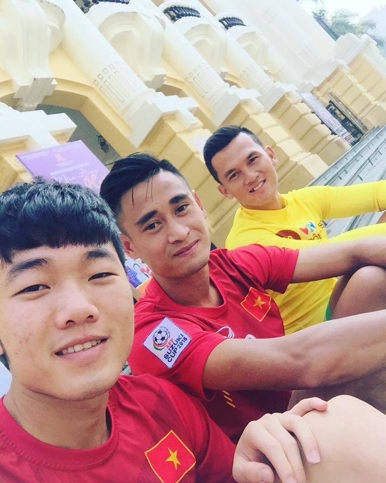 hậu trường bóng đá Việt Nam ảnh 2 hau truong bong da Viet Nam anh 2