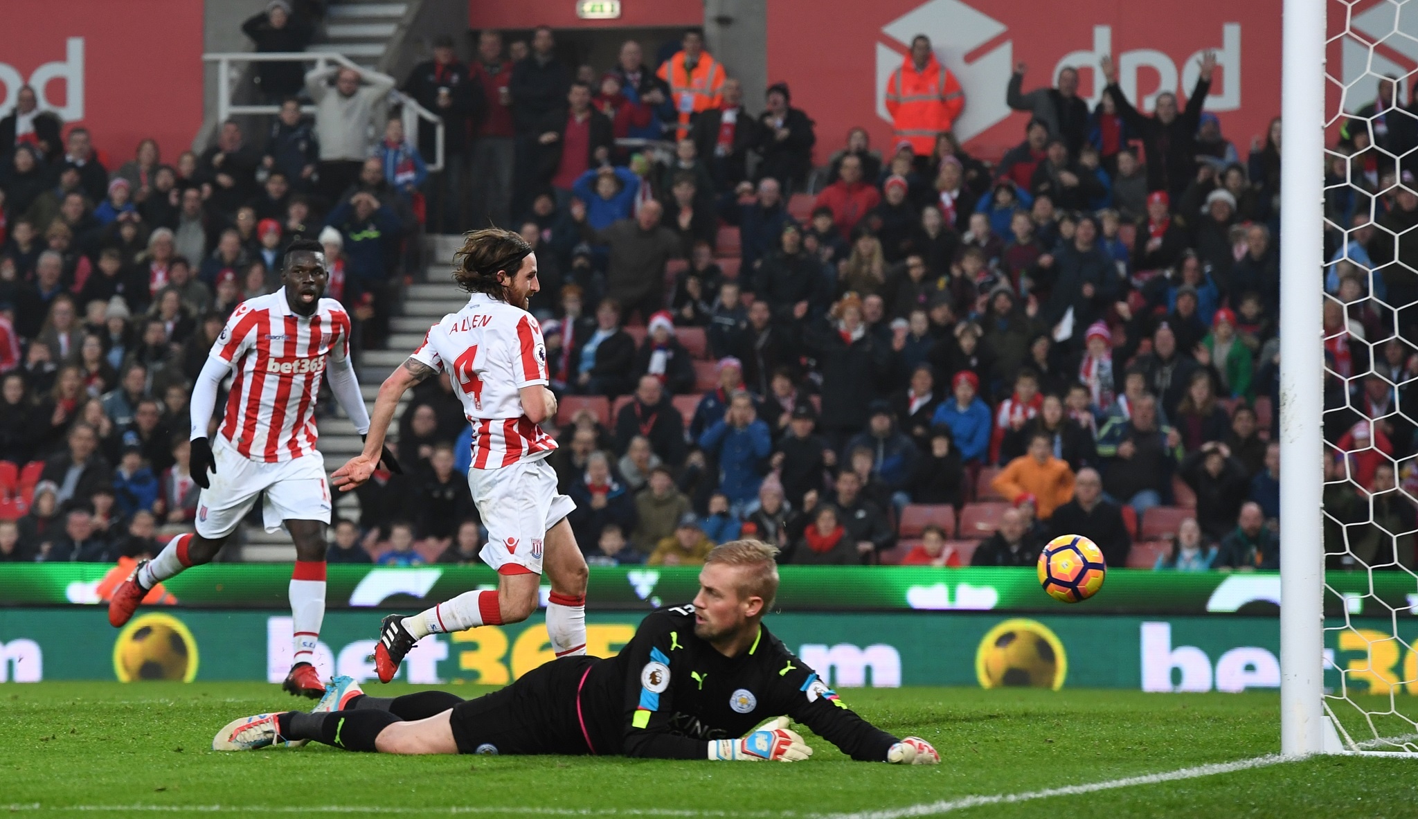 tran Stoke City vs Leicester anh 7