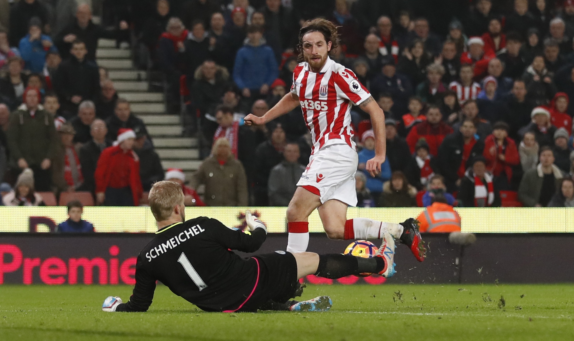 tran Stoke City vs Leicester anh 2