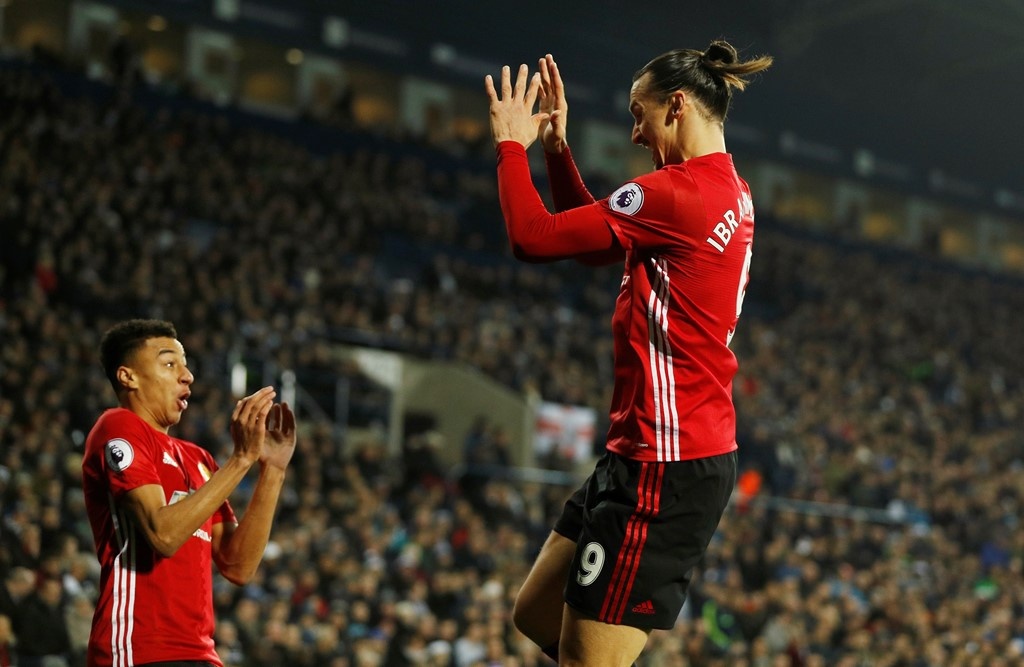 Anh che Ibra an mung khien Lingard khiep so hinh anh