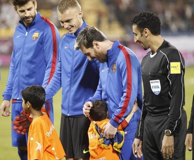 Messi tro ve toc nau anh 6