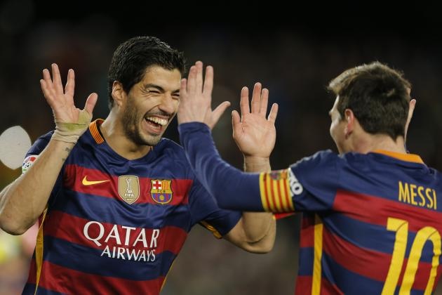 Messi, Suarez vat va voi tro sut bong ban roi flycam hinh anh