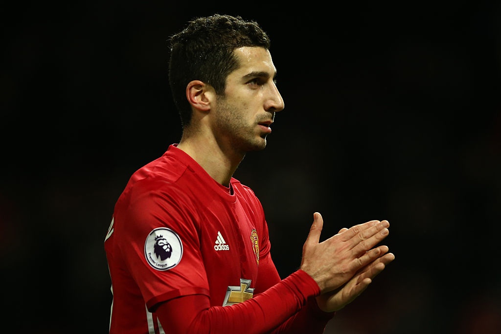 Mkhitaryan chiu bat cong o que huong hinh anh
