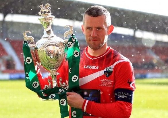 CLB xu Wales lap ky tich chuoi tran thang dai nhat lich su hinh anh