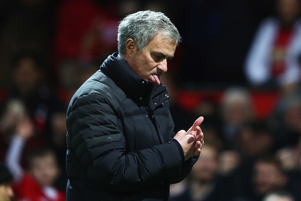 Jose Mourinho dung chieu cau gio lo lieu hinh anh