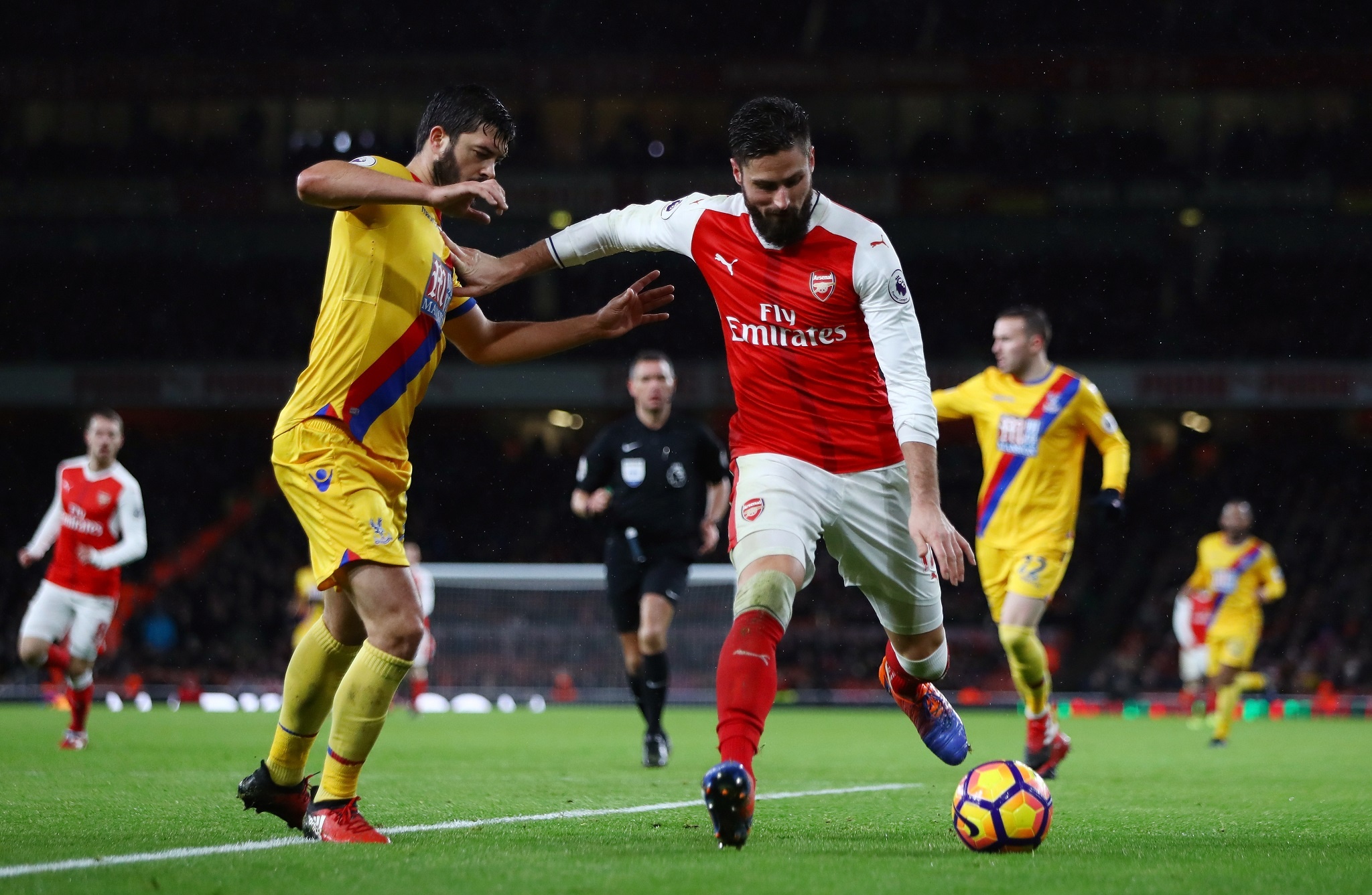 Tran Arsenal vs Crystal Palace anh 9