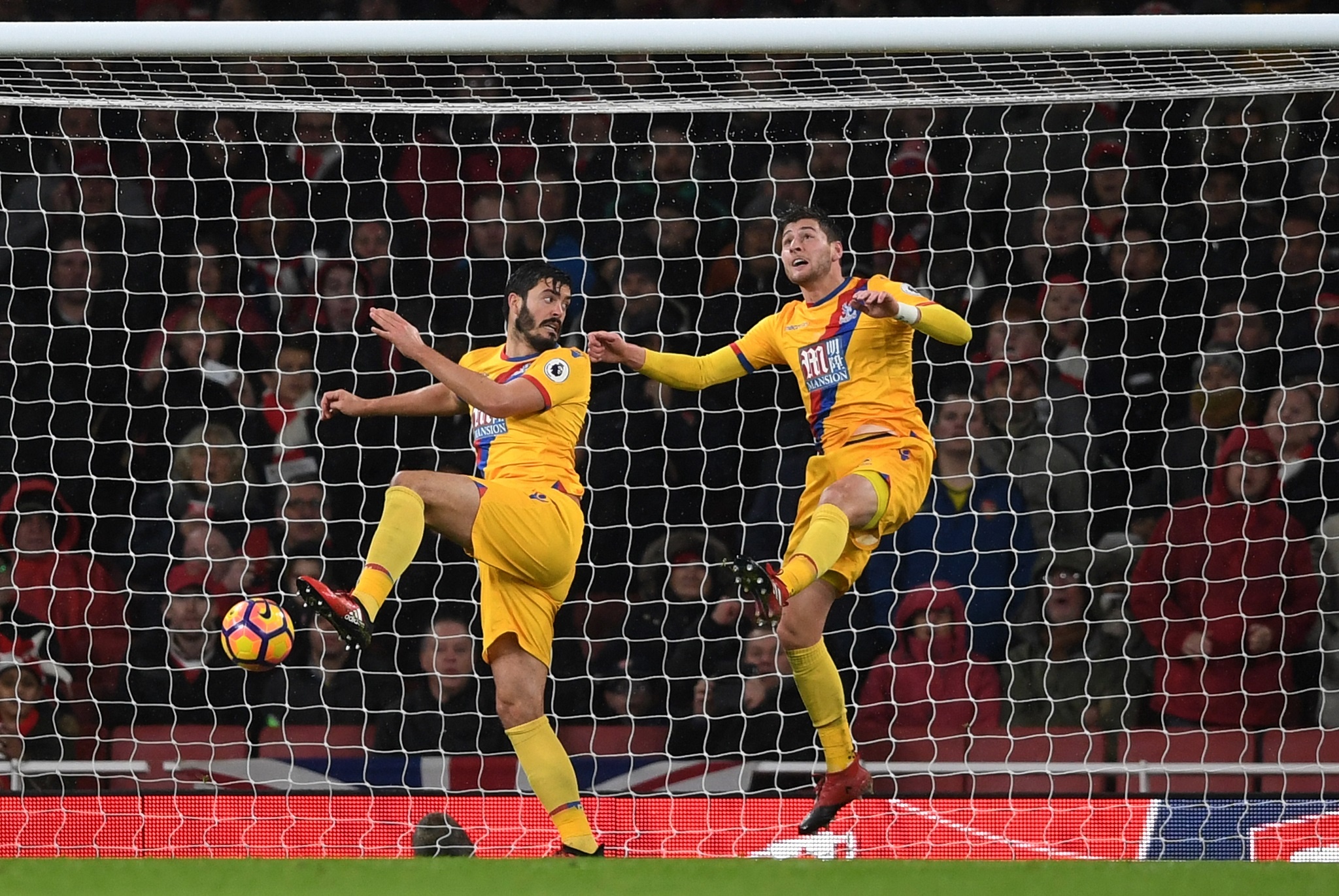 Tran Arsenal vs Crystal Palace anh 11