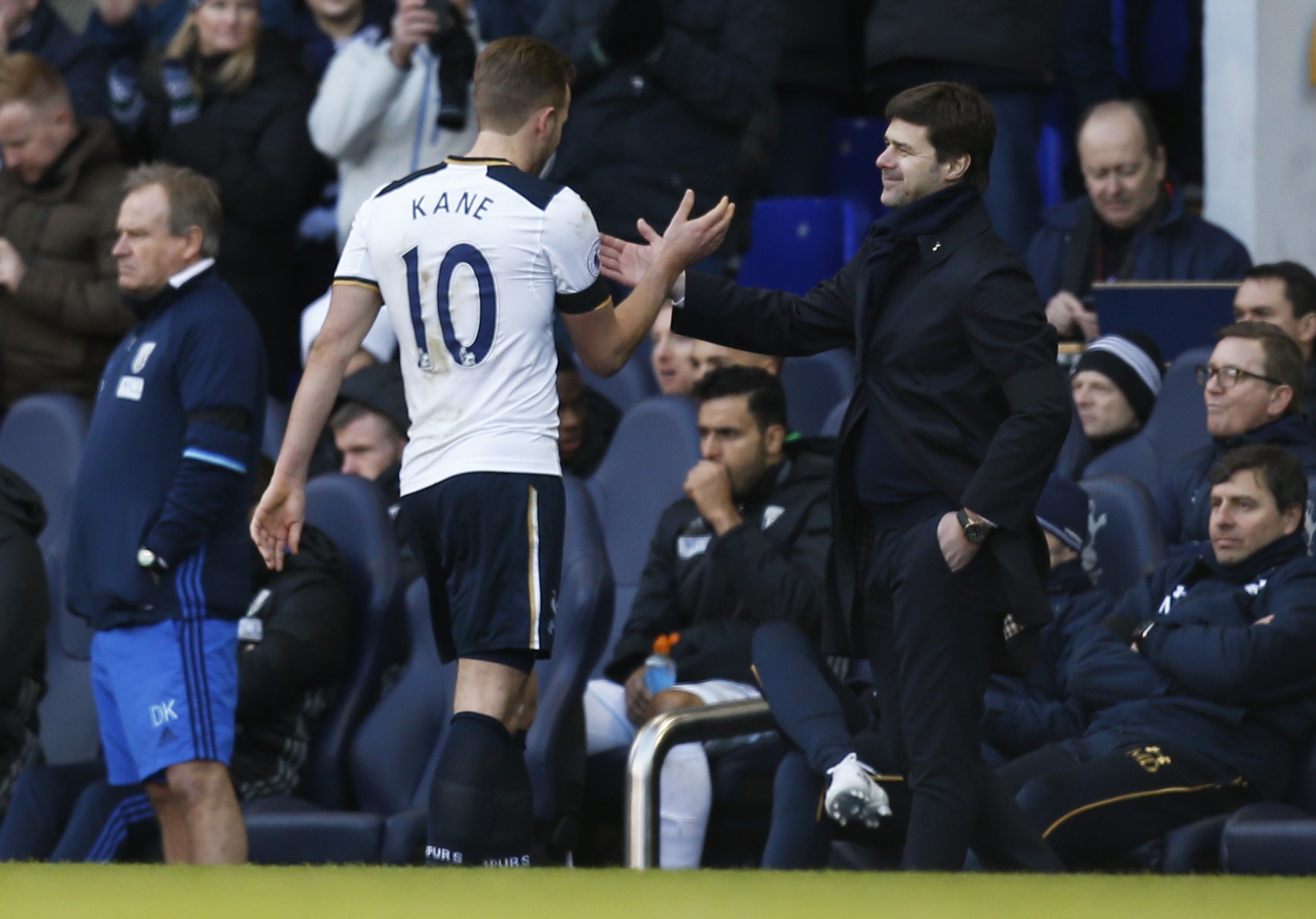 tran Tottenham vs West Brom anh 10