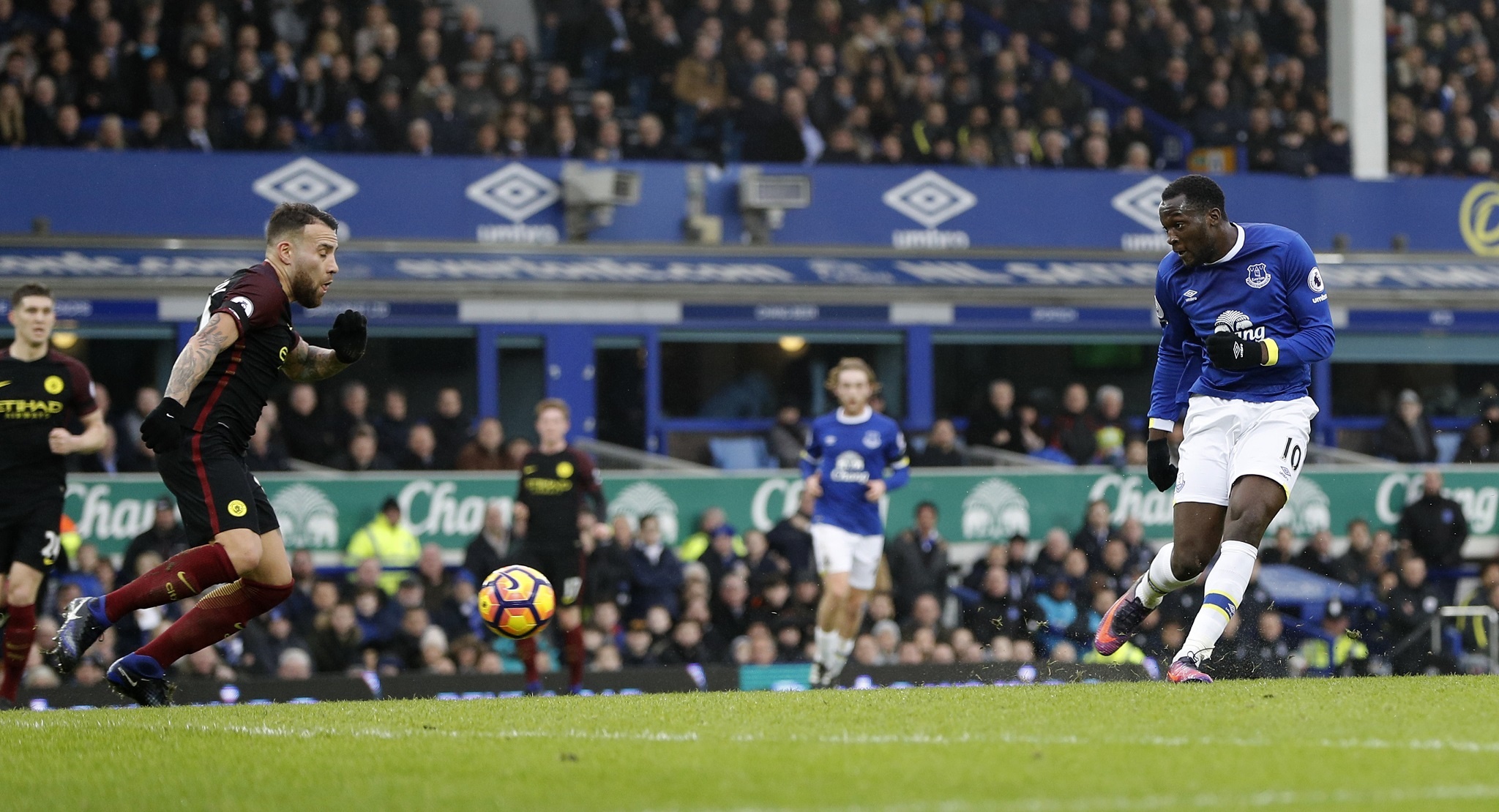 tran Everton vs Man City anh 5