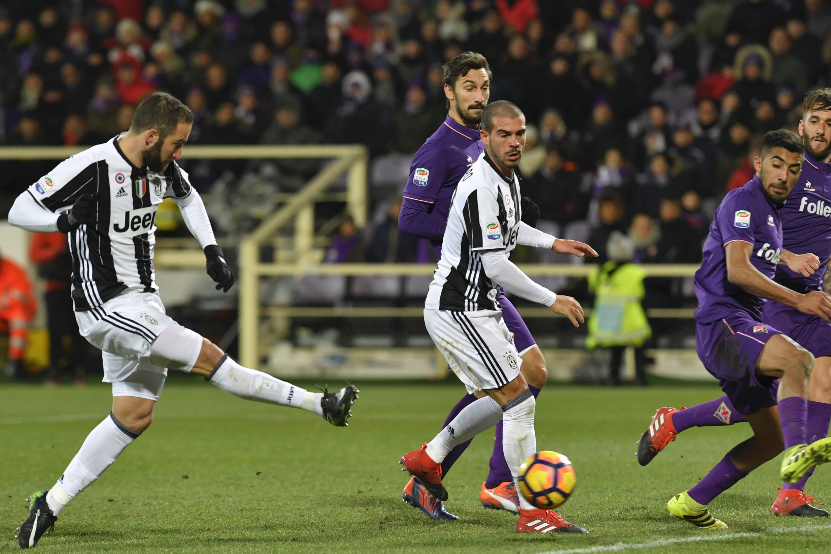 trận Fiorentina vs Juventus ảnh 3 tran Fiorentina vs Juventus anh 3