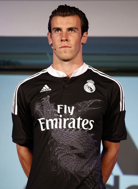 Lộ áo đấu Real mùa 2017/18 ảnh 2 Lo ao dau Real mua 2017/18 anh 2