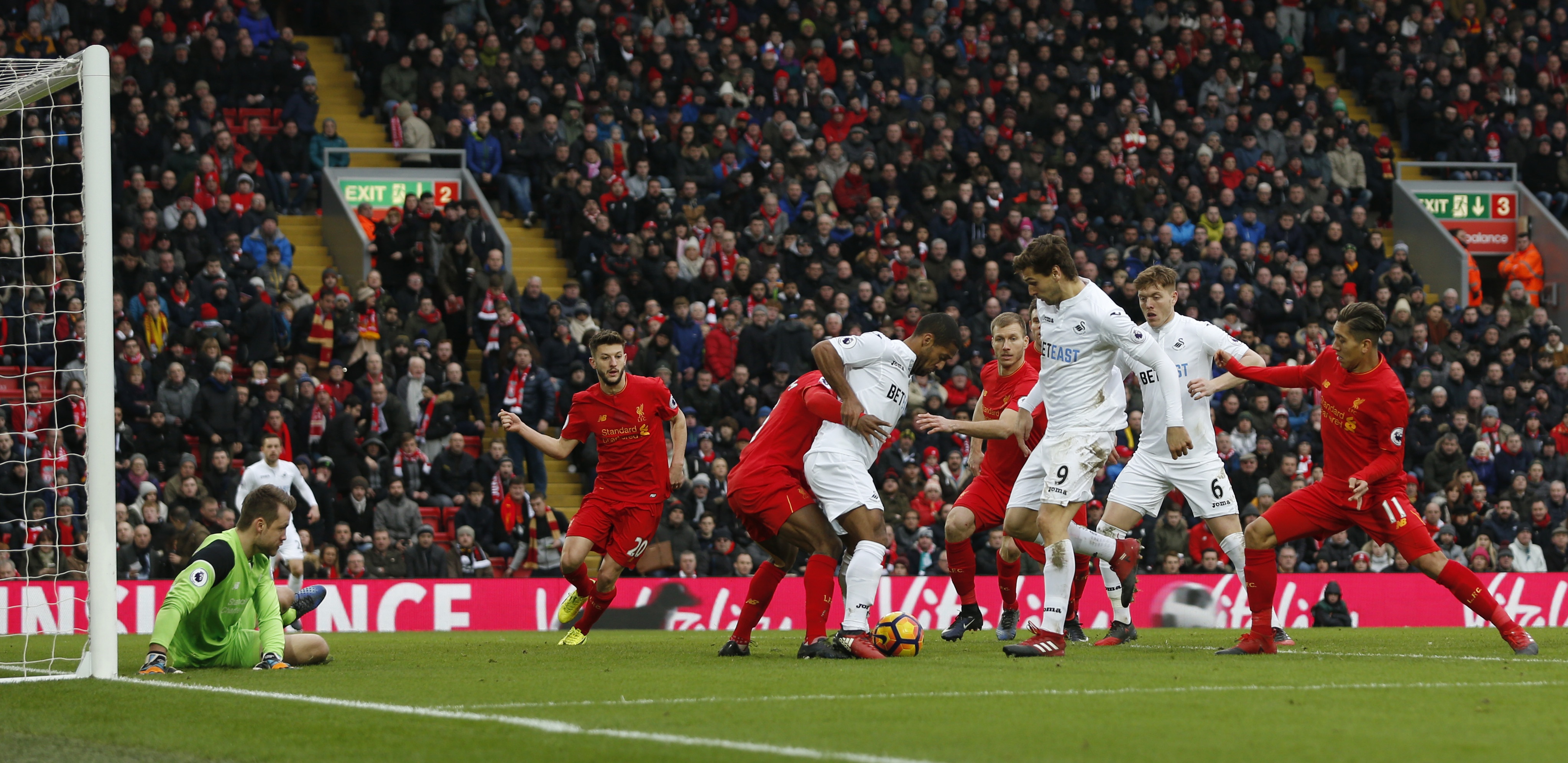 Tran Liverpool vs Swansea anh 5