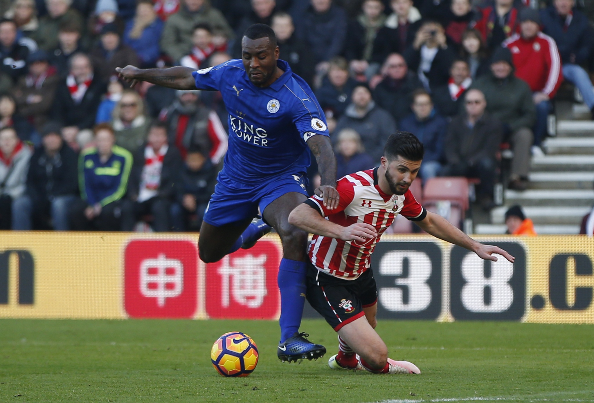 Tran Southampton vs Leicester City anh 6