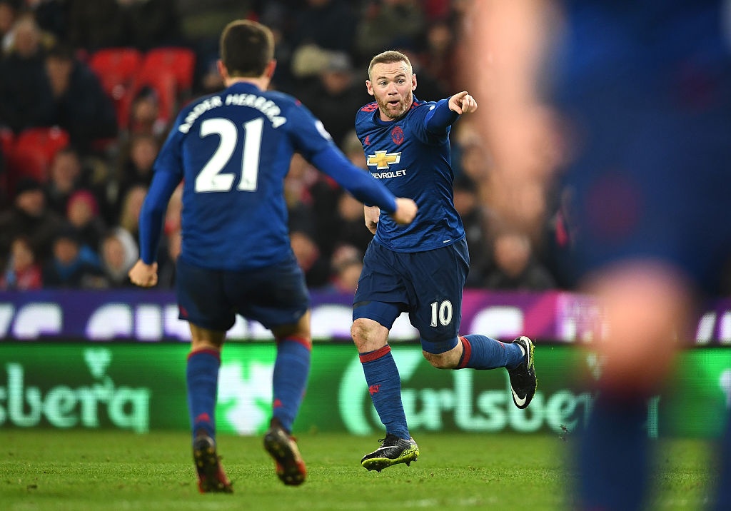 Rooney lap ky luc ghi ban anh 7