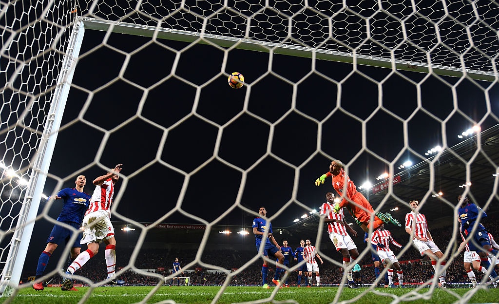 Rooney lap ky luc ghi ban anh 6