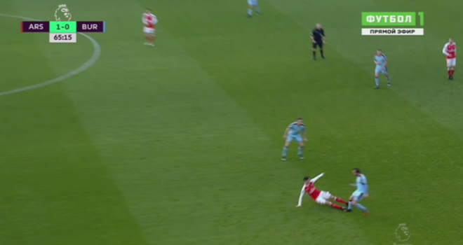 Xhaka gây rối ở sân bay ảnh 1 Xhaka gay roi o san bay anh 1