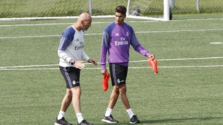 Zidane trao cơ hội cho hai tài năng trẻ ảnh 1 Zidane trao co hoi cho hai tai nang tre anh 1