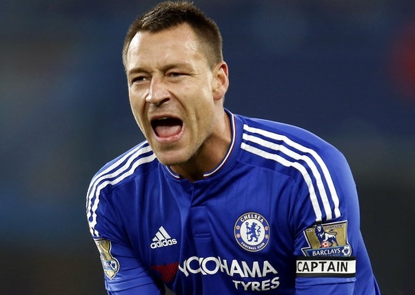 Terry bay to uoc muon ky la o Chelsea hinh anh