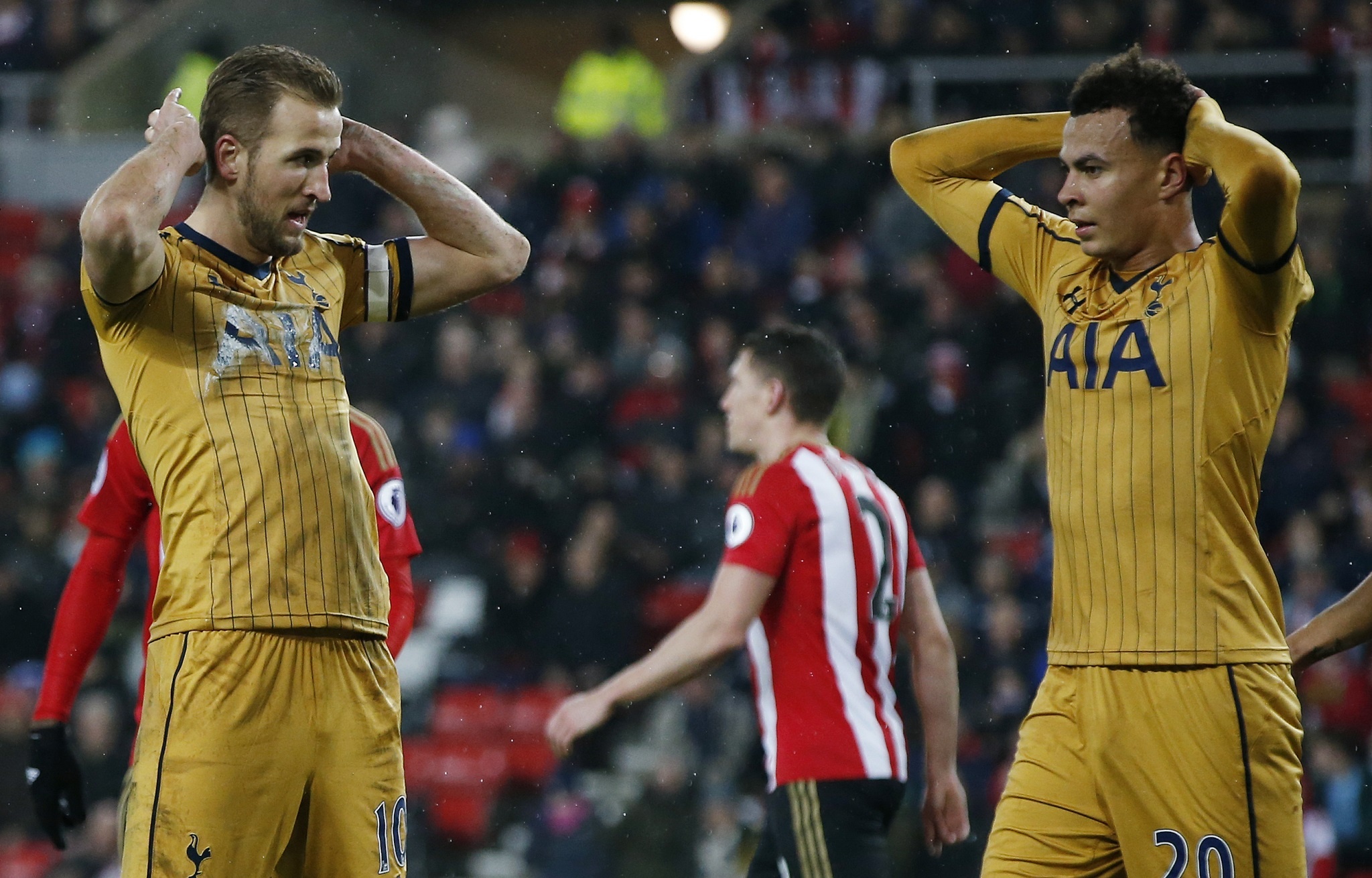 tran Burnley vs Leicester anh 8