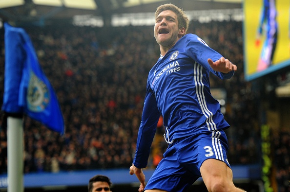 Ha Arsenal 3-1, Chelsea trai hoa hong tren duong dang quang hinh anh