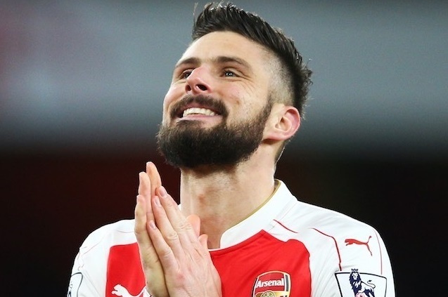 Sieu pham bo cap cua Giroud truot giai ban thang dep nhat hinh anh