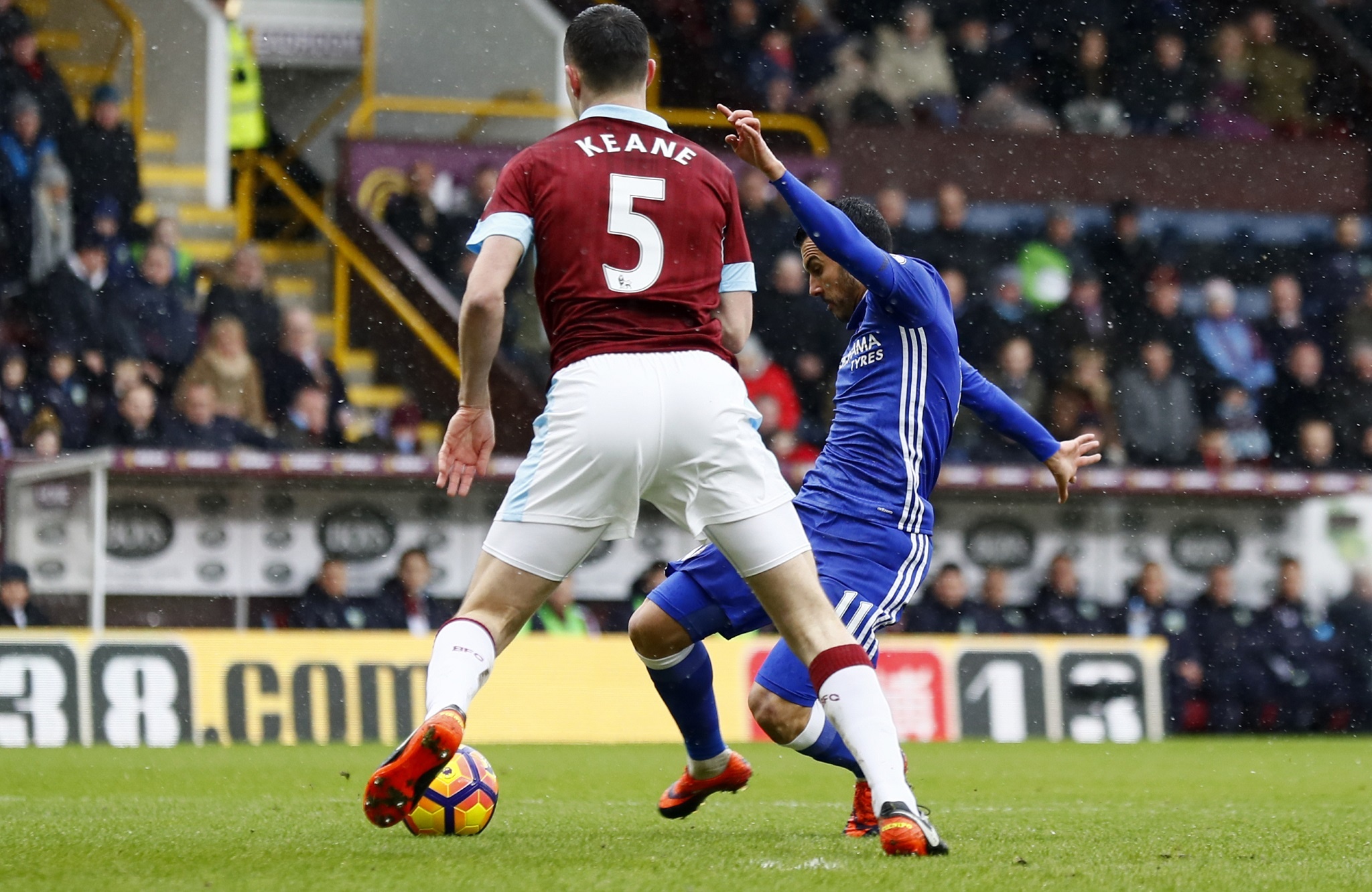 Tran Burnley vs Chelsea anh 3