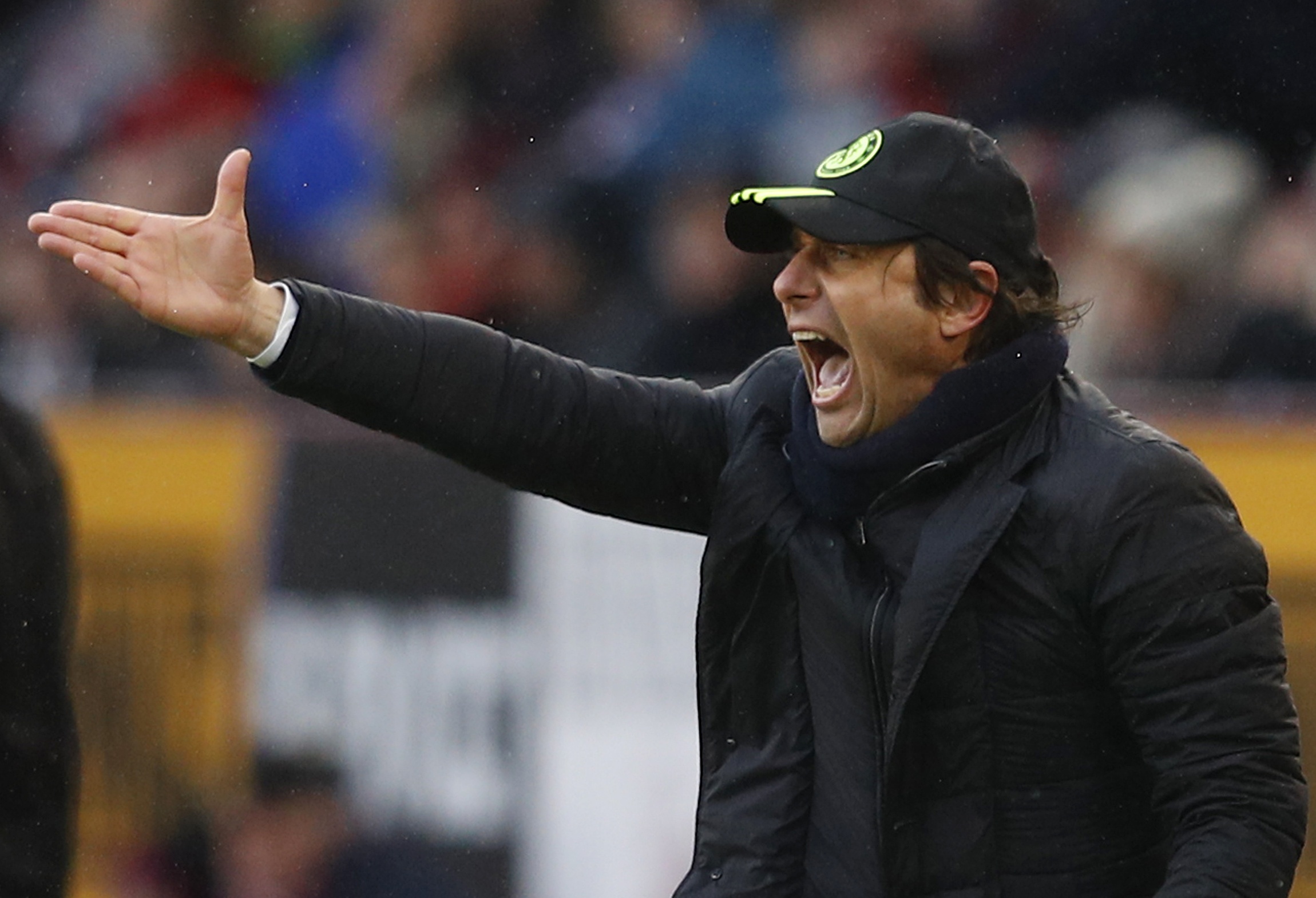 Sieu pham sut phat khien Chelsea danh roi 2 diem hinh anh