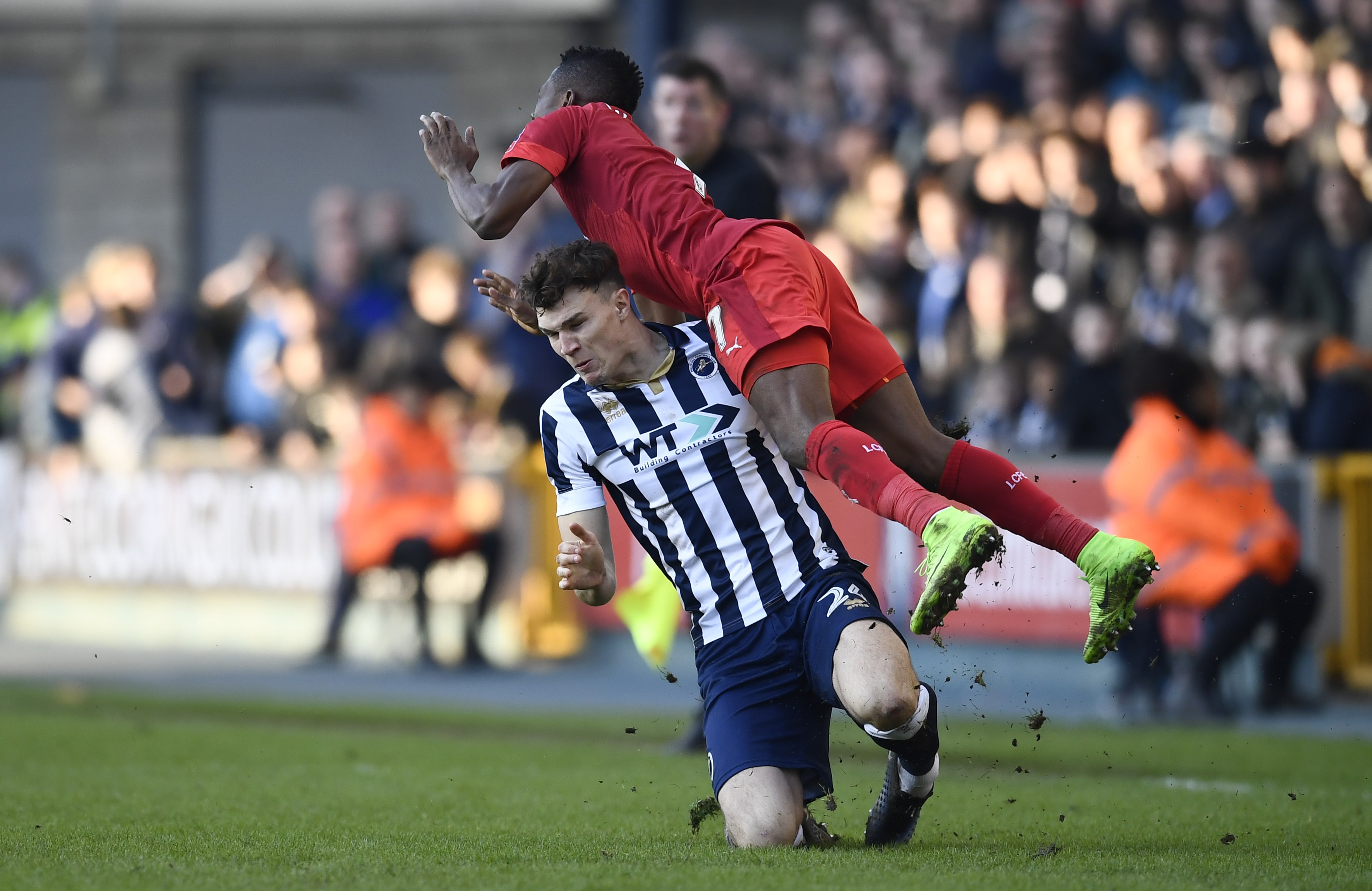 tran Millwall vs Leicester anh 3