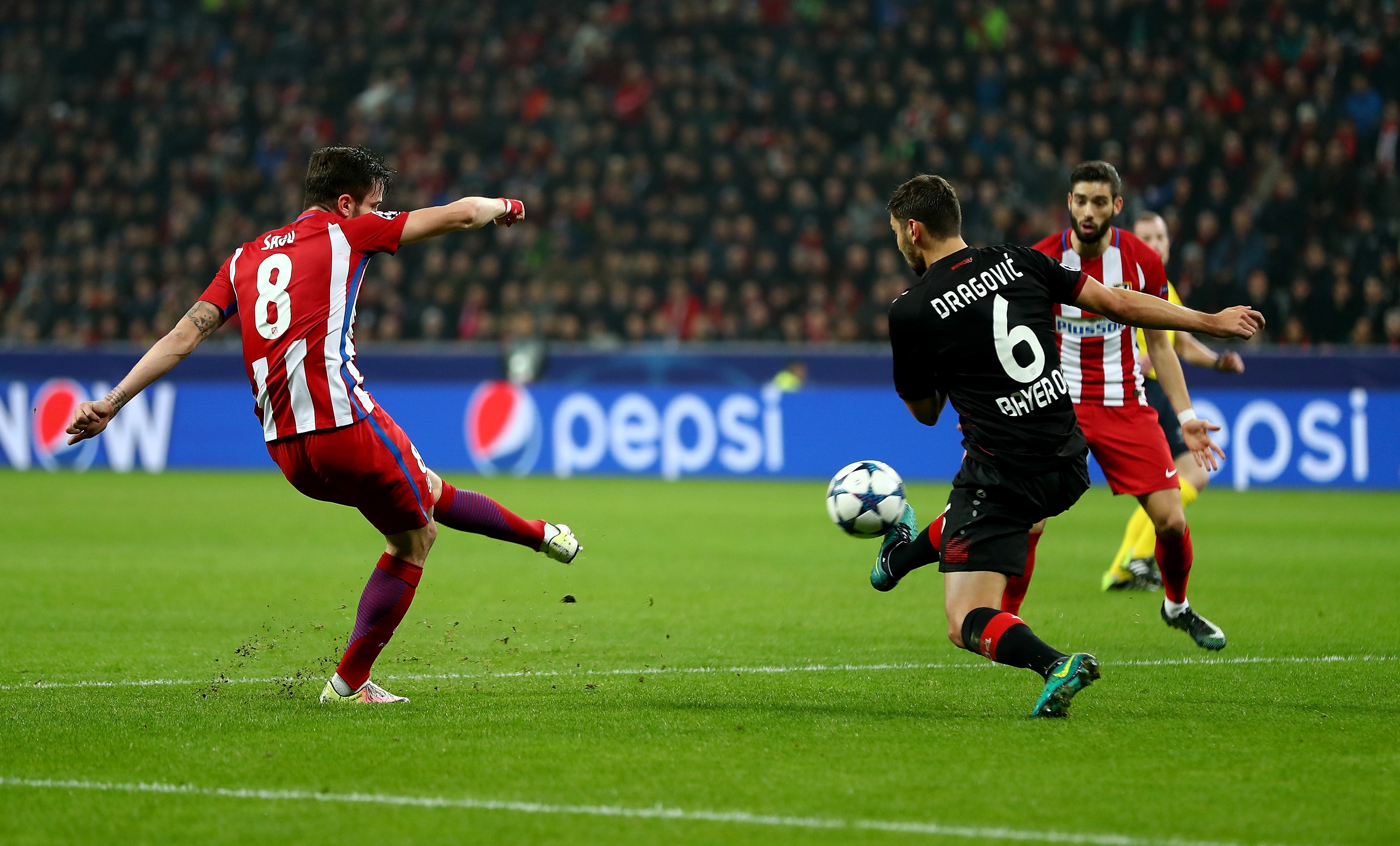 Tran Leverkusen vs Atletico anh 2