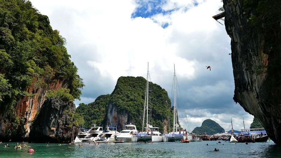 Rooney sang Trung Quoc anh 5