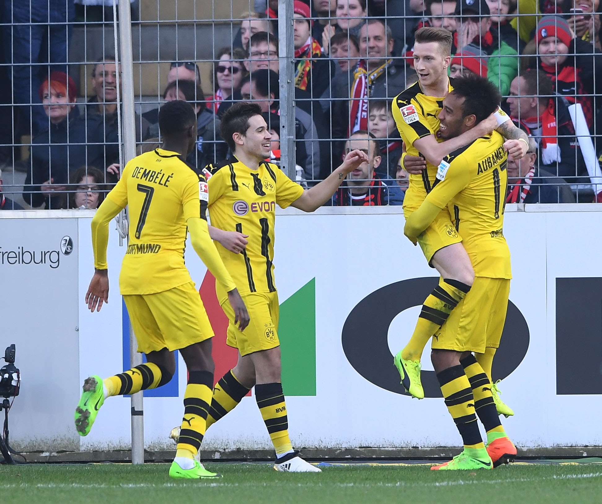 tran Bayern vs Hamburg anh 13