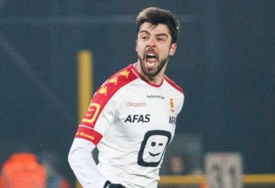 Cau thu bi che bai vi xam mat vo len man suon hinh anh