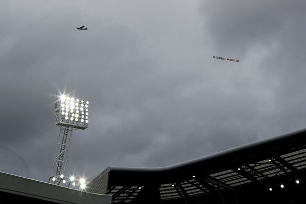 tran West Brom vs Arsenal anh 1