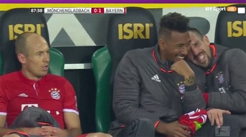 Robben hon doi nhu tre con anh 1