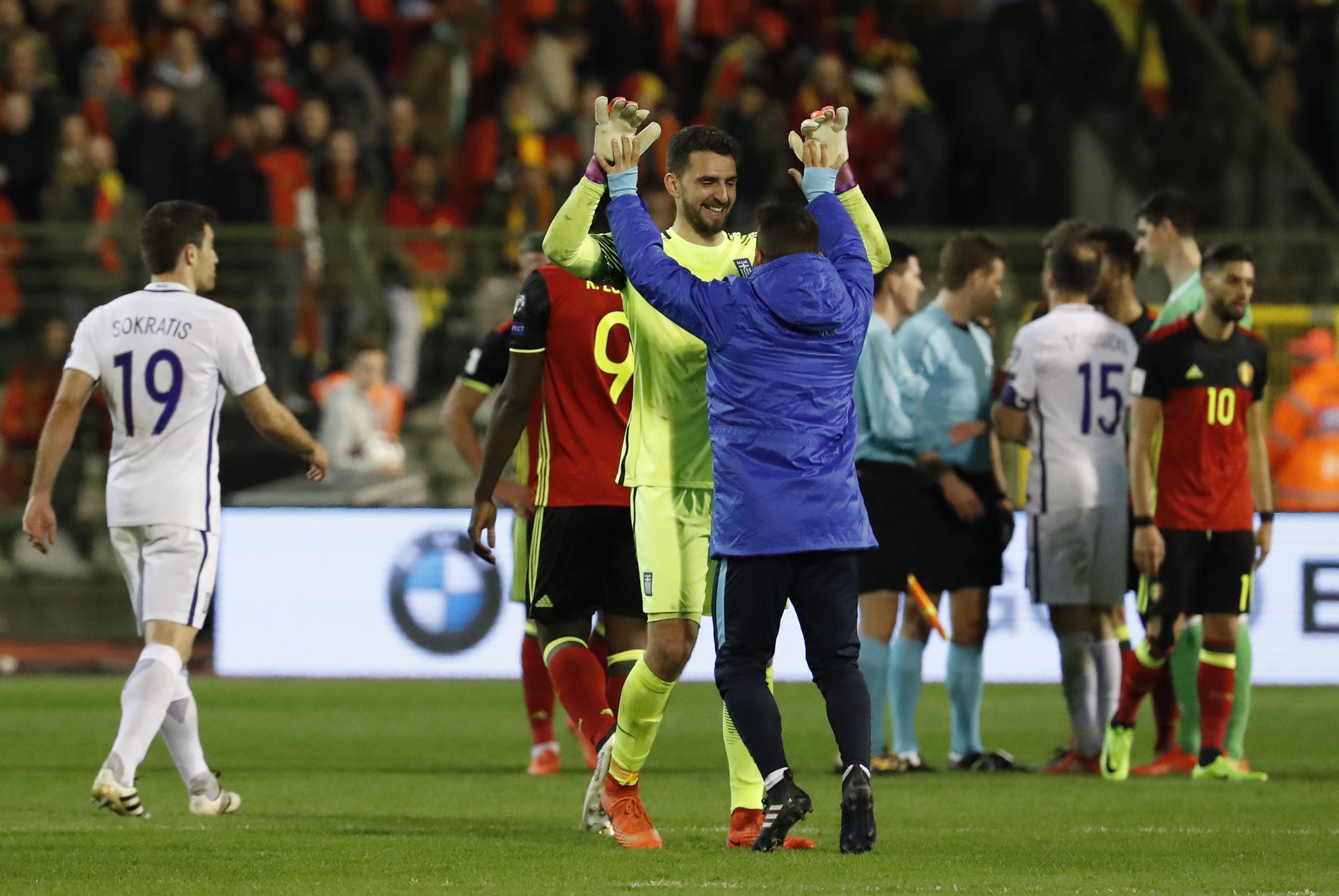 tran Bi vs Hy Lap anh 10