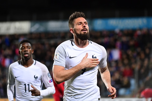 ‘Dau vang’ Giroud toa sang, Phap danh bai doi nhuoc tieu hinh anh