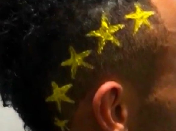 Aubameyang ra mat kieu toc phat sang trong dem hinh anh