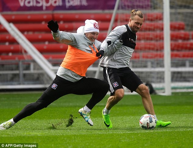 Schweinsteiger tai My anh 6