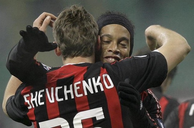 Cong Vinh muon don Ronaldinho tai Viet Nam hinh anh