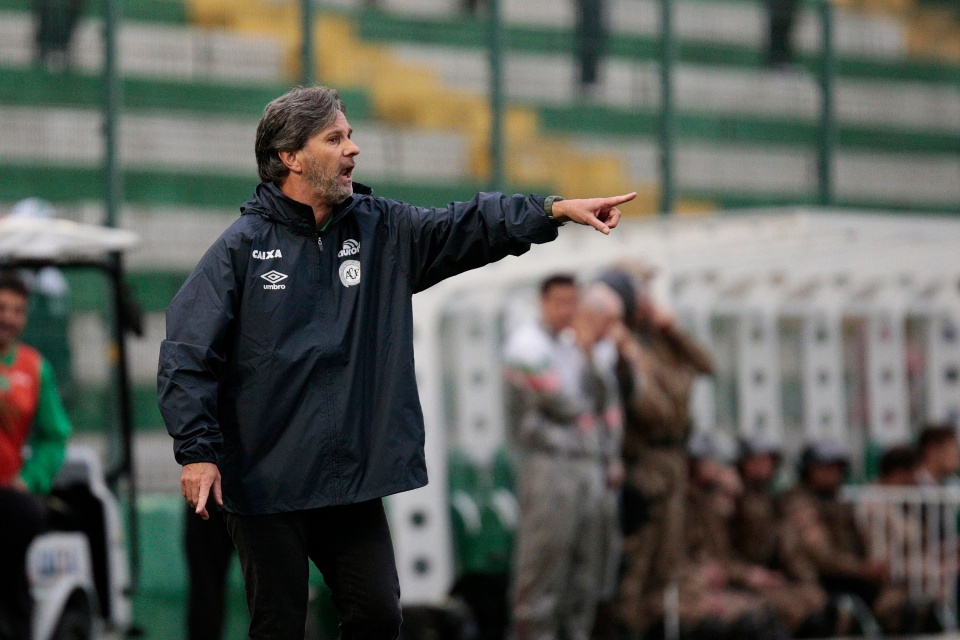 CLB Chapecoense bị bắt đền ảnh 1 CLB Chapecoense bi bat den anh 1