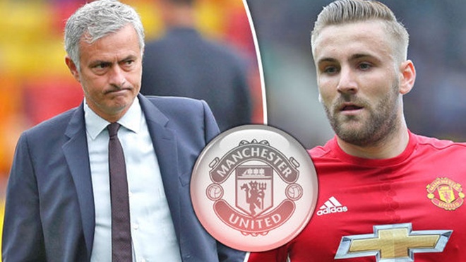 Mourinho lien tuc lay mat bua trua cua Shaw hinh anh