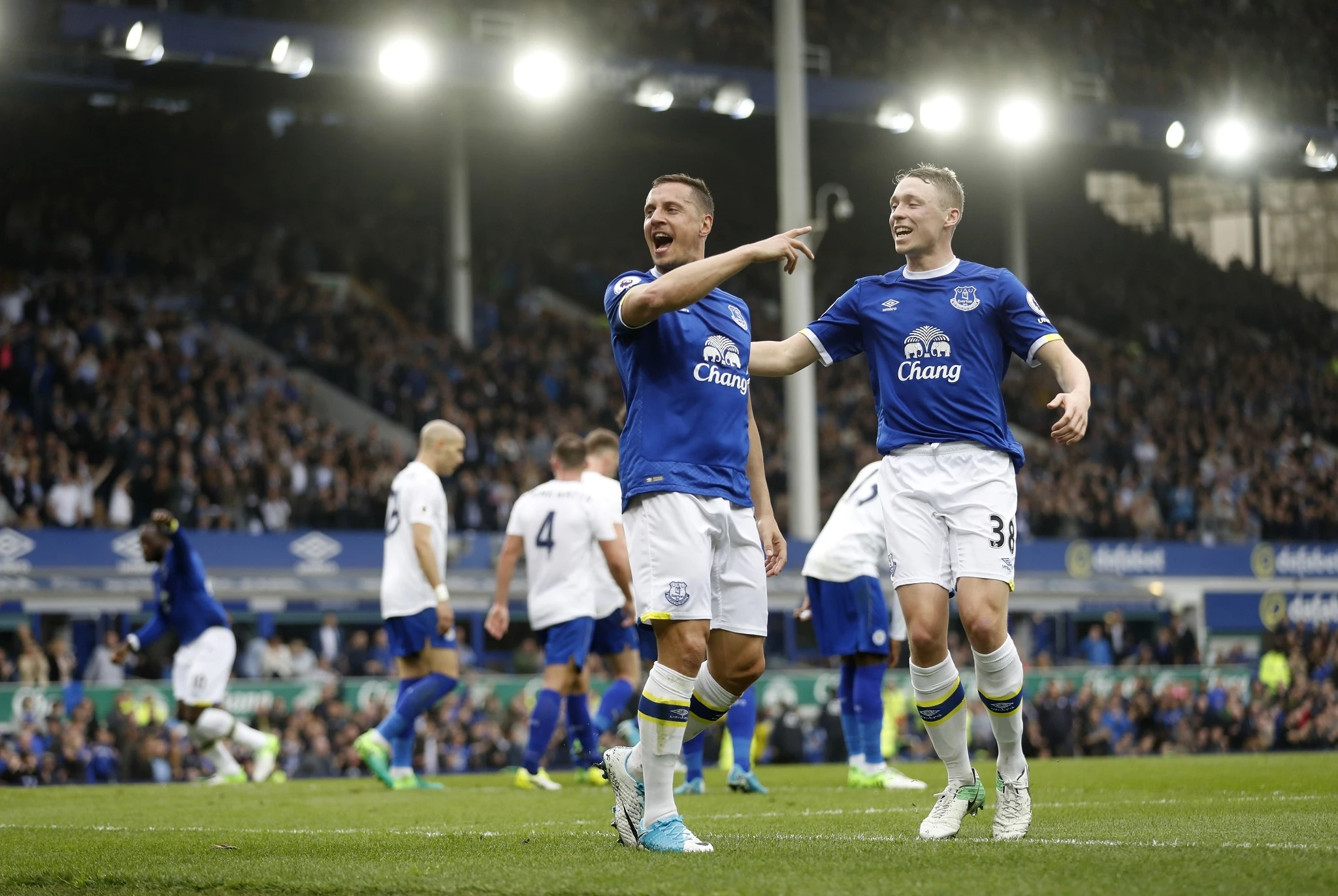 tran Everton vs Leicester anh 5