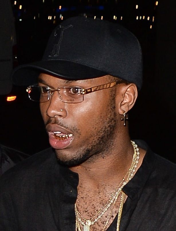 Sturridge khoe rang vang anh 1