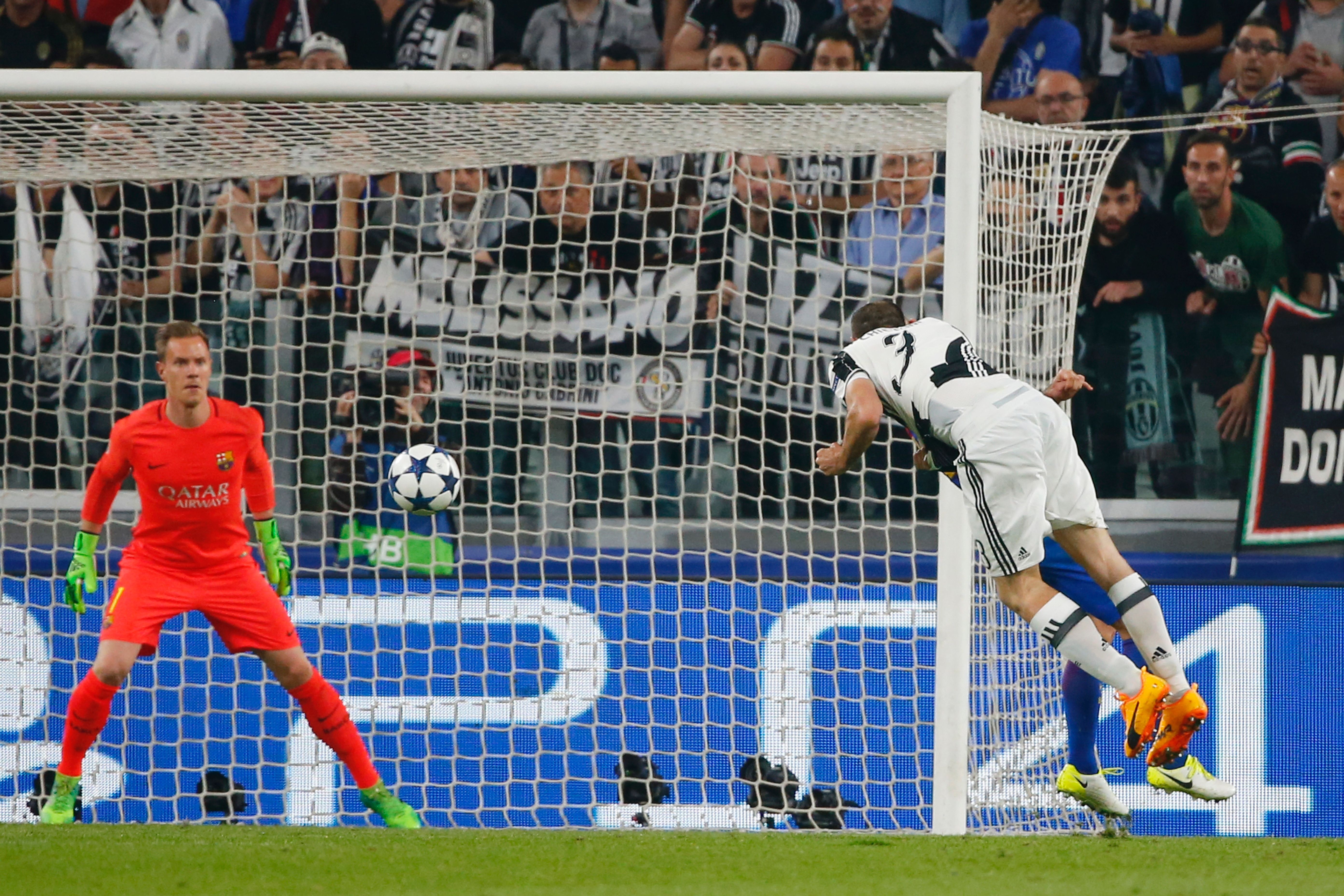 tran Juventus vs Barcelona anh 3